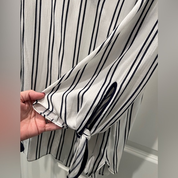 Michael Kors Navy & White Striped Tunic, Size XL - Picture 9 of 9
